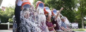 Ученые совершили научный прорыв благодаря Ice Bucket Challenge